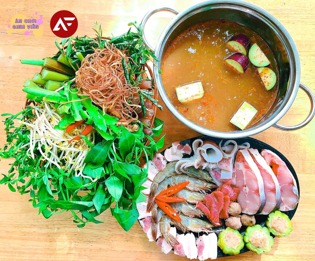 Trải nghiệm các món lẩu Chợ Đêm giữa lòng Ký túc xá hiện đại nhất Đông Nam Á